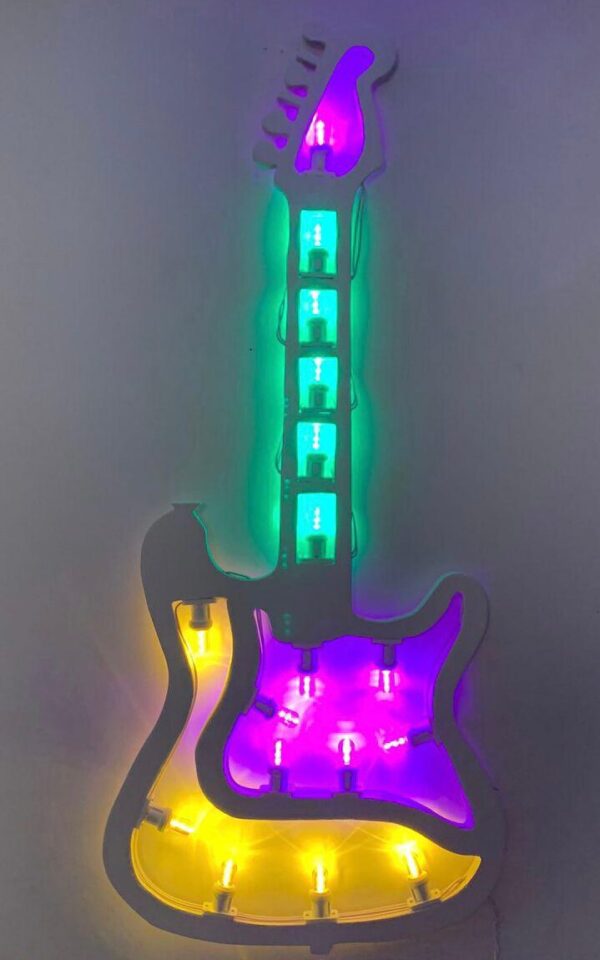 Luminaria Stratocaster